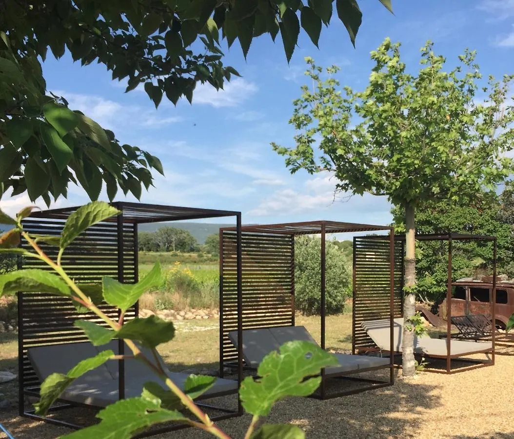 Le Vieux Portail Bed & Breakfast Saint-Saturnin-lès-Apt