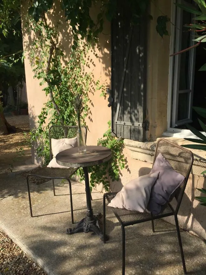 Le Vieux Portail Bed & Breakfast Saint-Saturnin-les-Apt